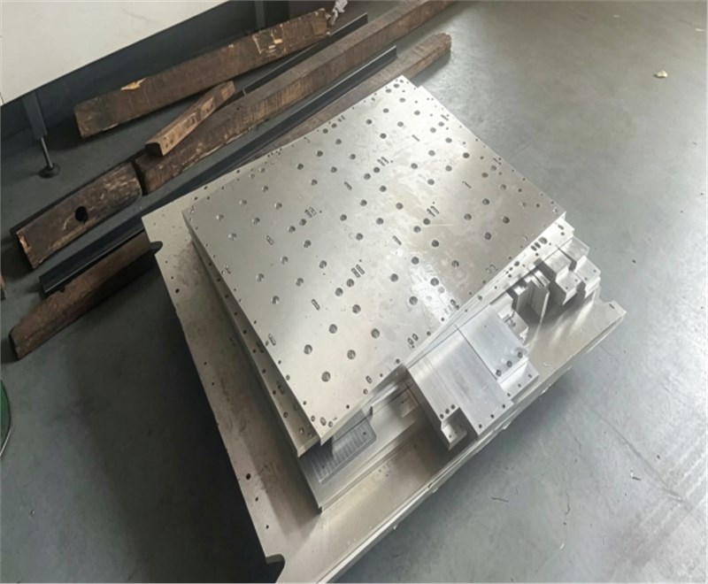 大型龙门NC加工模具